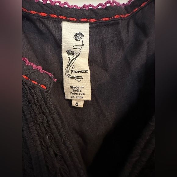 Anthropologie Floreat Boho dark gray embroidered short sleeve - Picture 6 of 9